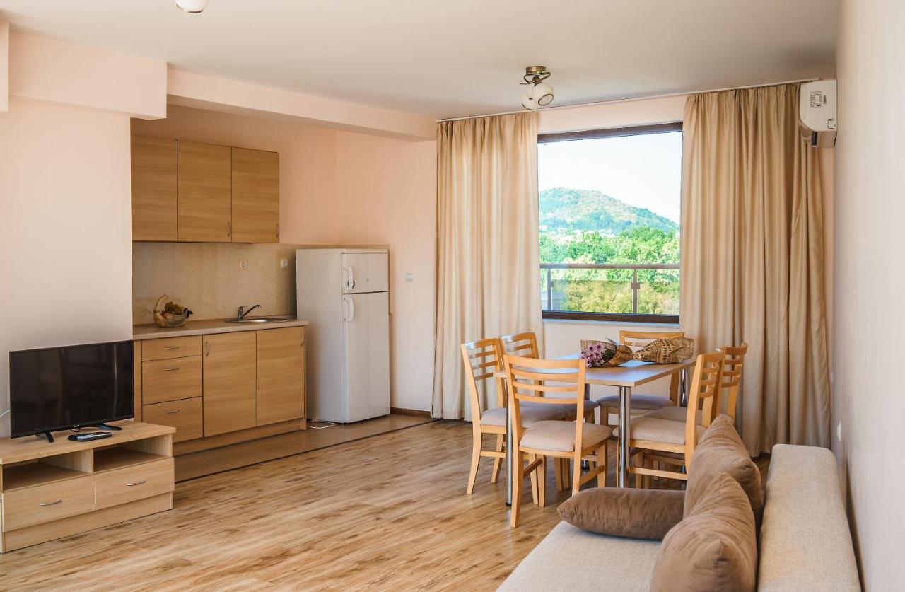 Moreto Seaside Aparthotel Obzor Eksteriør bilde